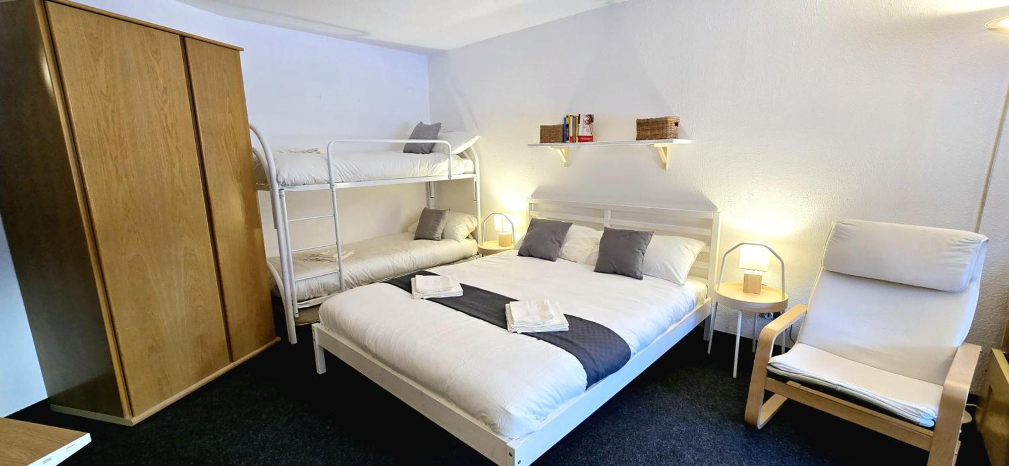 Mountain House G7 Free Private Parking Apartment *